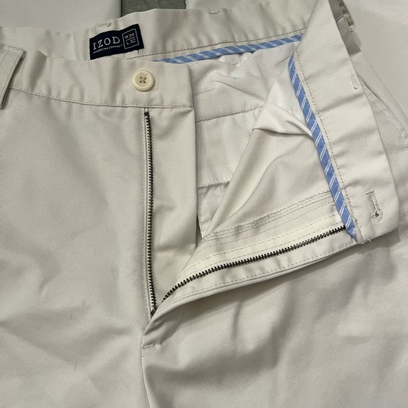 Izod Men's Cream Chinos - Picture 2 of 4